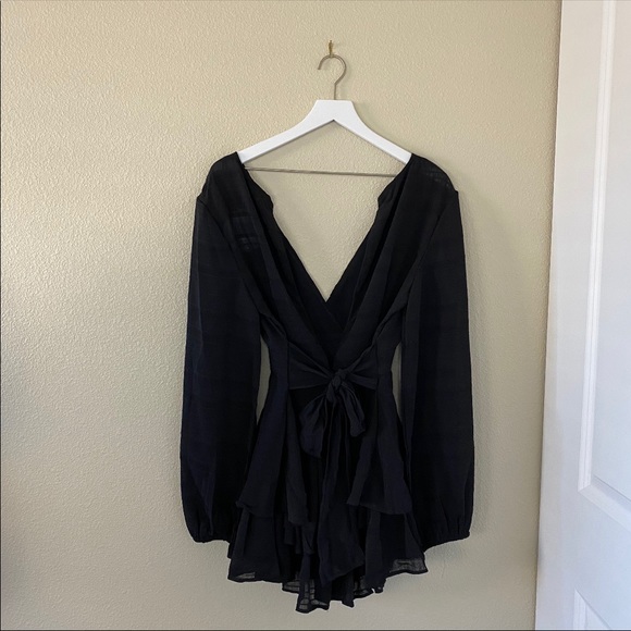 NWT Black Hamilton Playsuit Romper Showpo - Picture 2 of 10